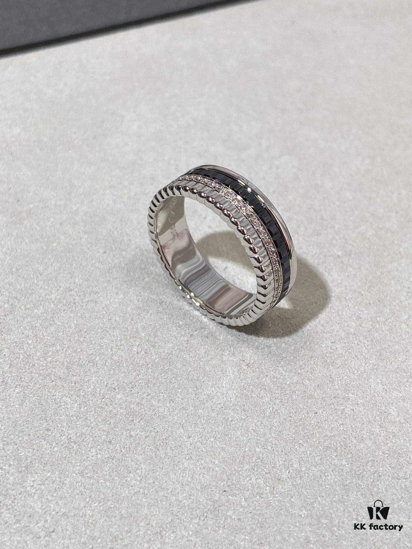 Black Brown and White Gold Color-Blocked