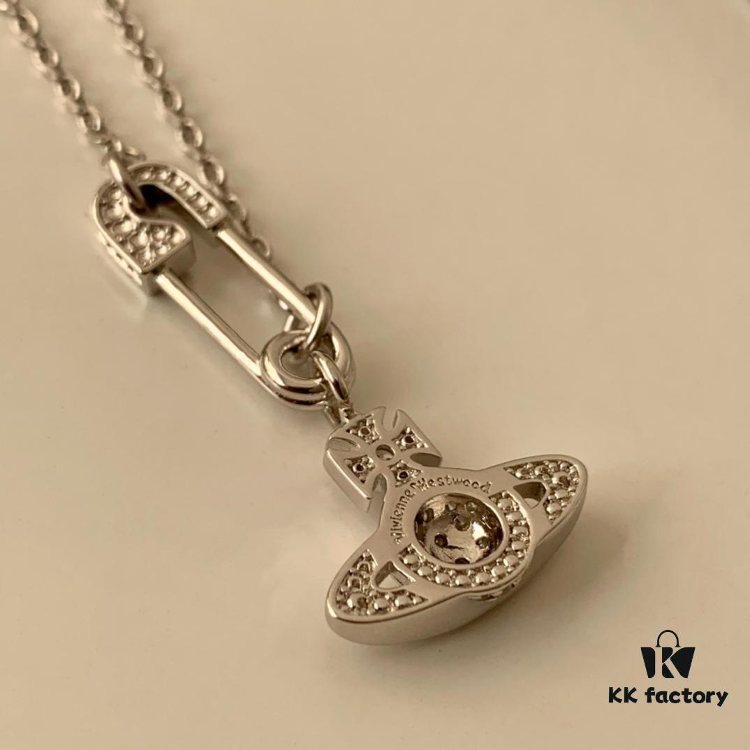 Vivienne Westwood Queen of Fashion Brooch Necklace