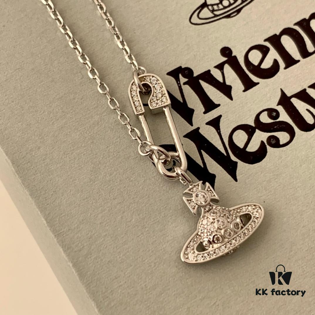 Vivienne Westwood Queen of Fashion Brooch Necklace