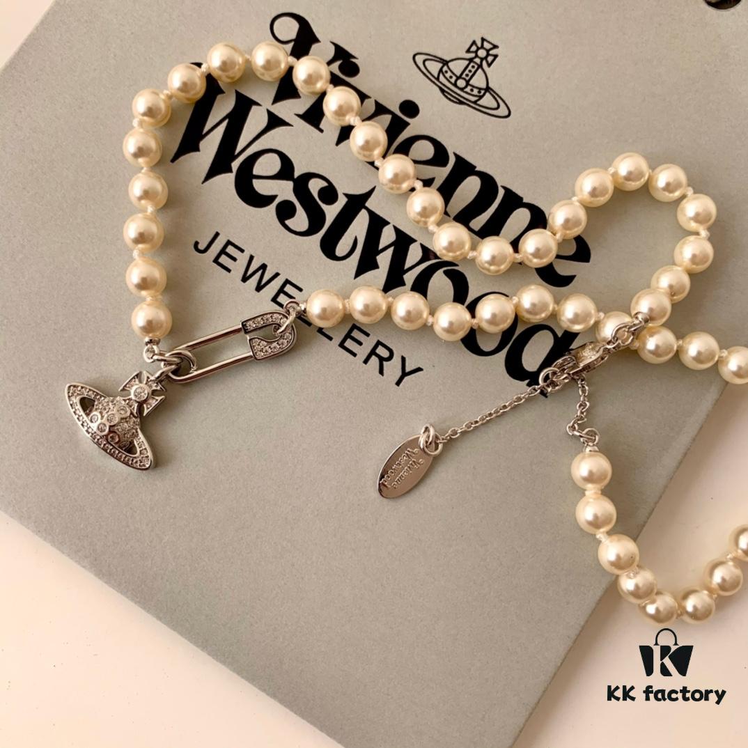 Vivienne Westwood Pearl Pin Necklace