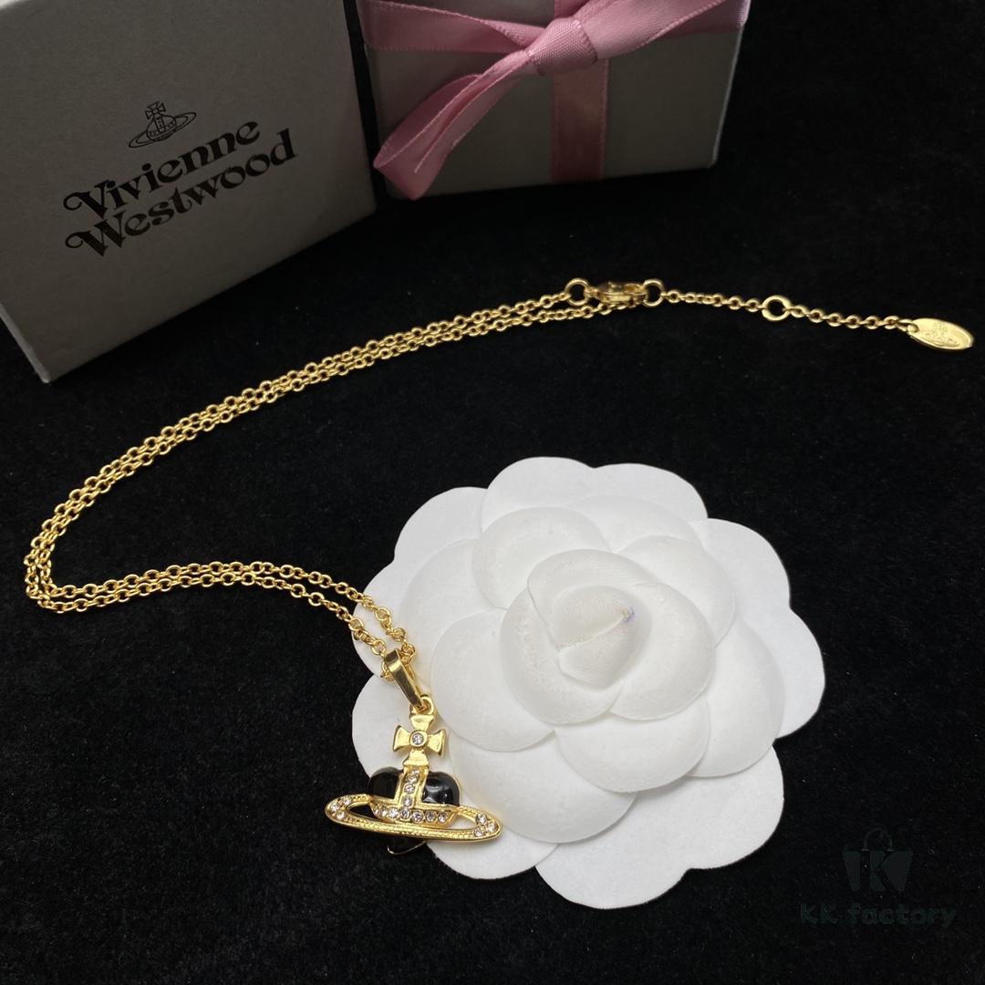 VIVIENNE WESTWOOD New Necklace