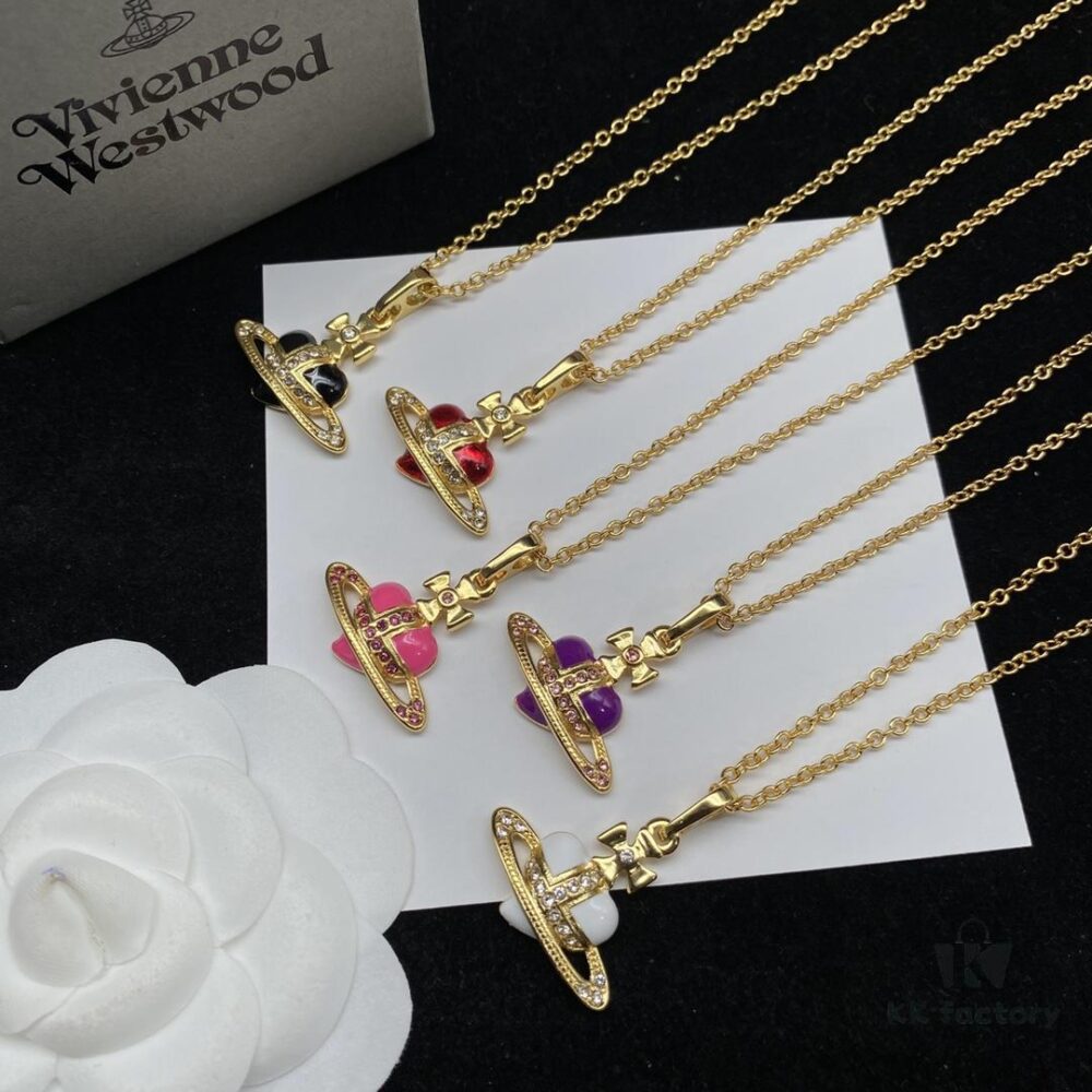 VIVIENNE WESTWOOD New Necklace