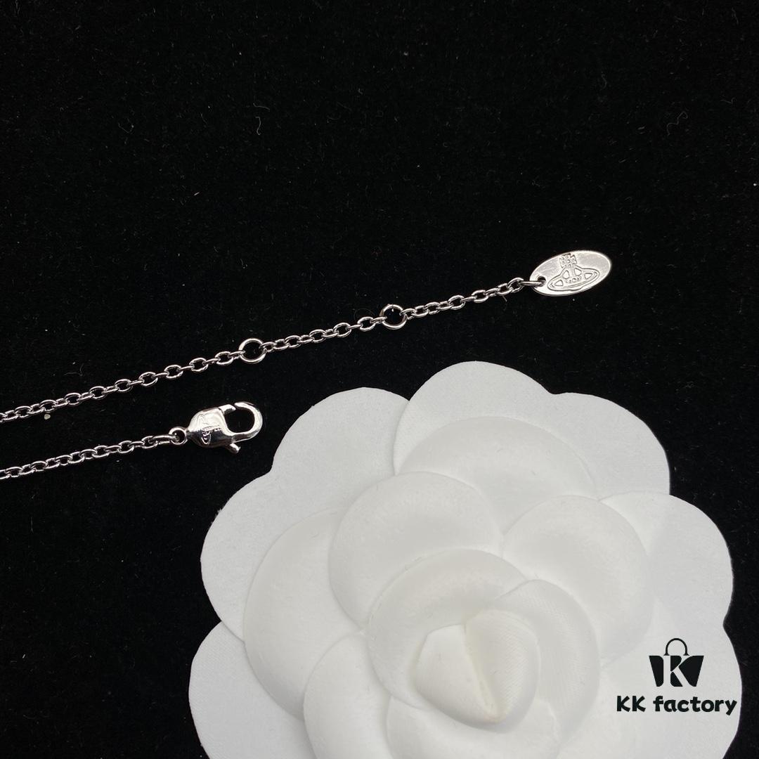 VIVIENNE WESTWOOD New Necklace