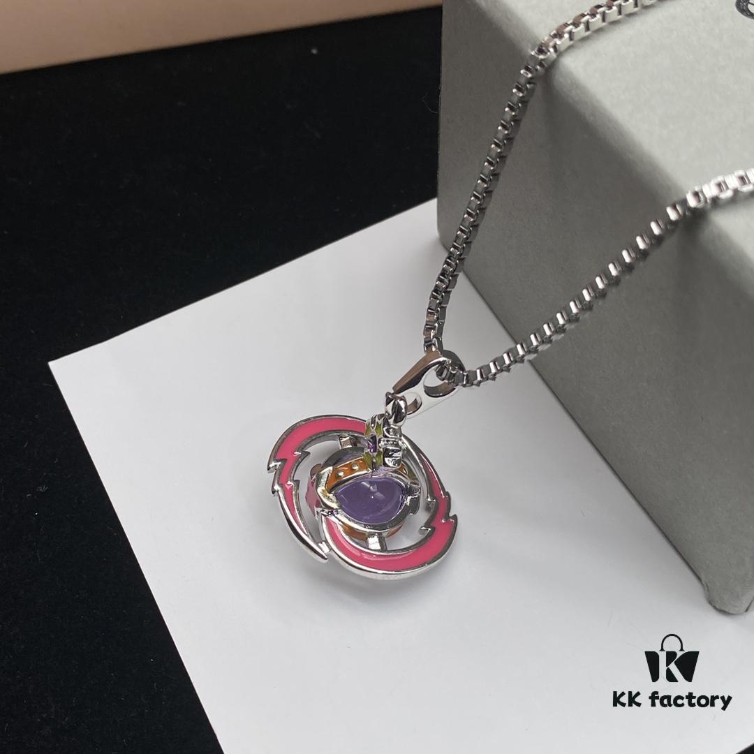 VIVIENNE WESTWOOD New Necklace