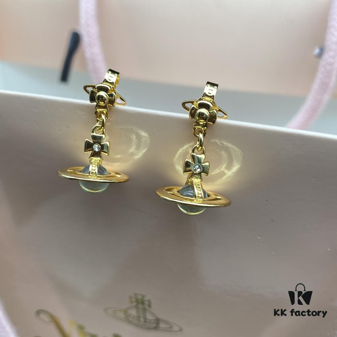 VIVIENNE WESTWOOD New Stud Earrings