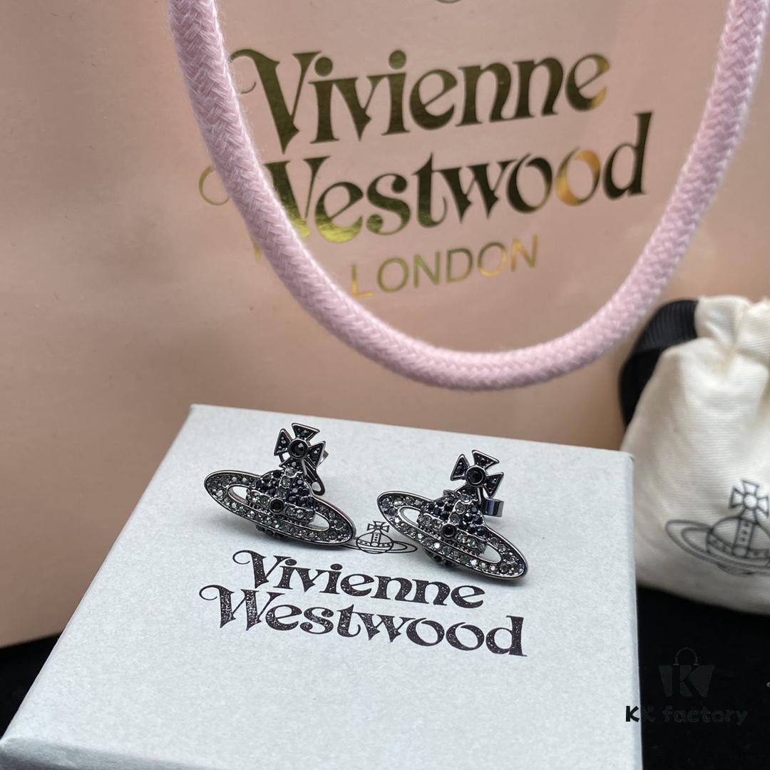 VIVIENNE WESTWOOD New Stud Earrings