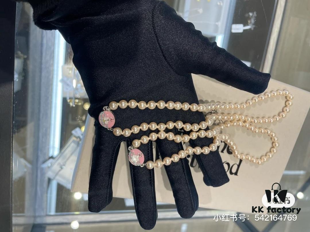 West Queen Enamel Pearl Necklace with Magnetic Clasp, Two Colors Available in Stock