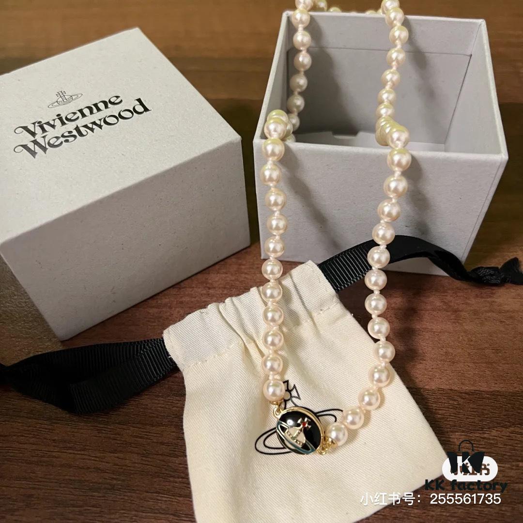 West Queen Enamel Pearl Necklace with Magnetic Clasp, Two Colors Available in Stock