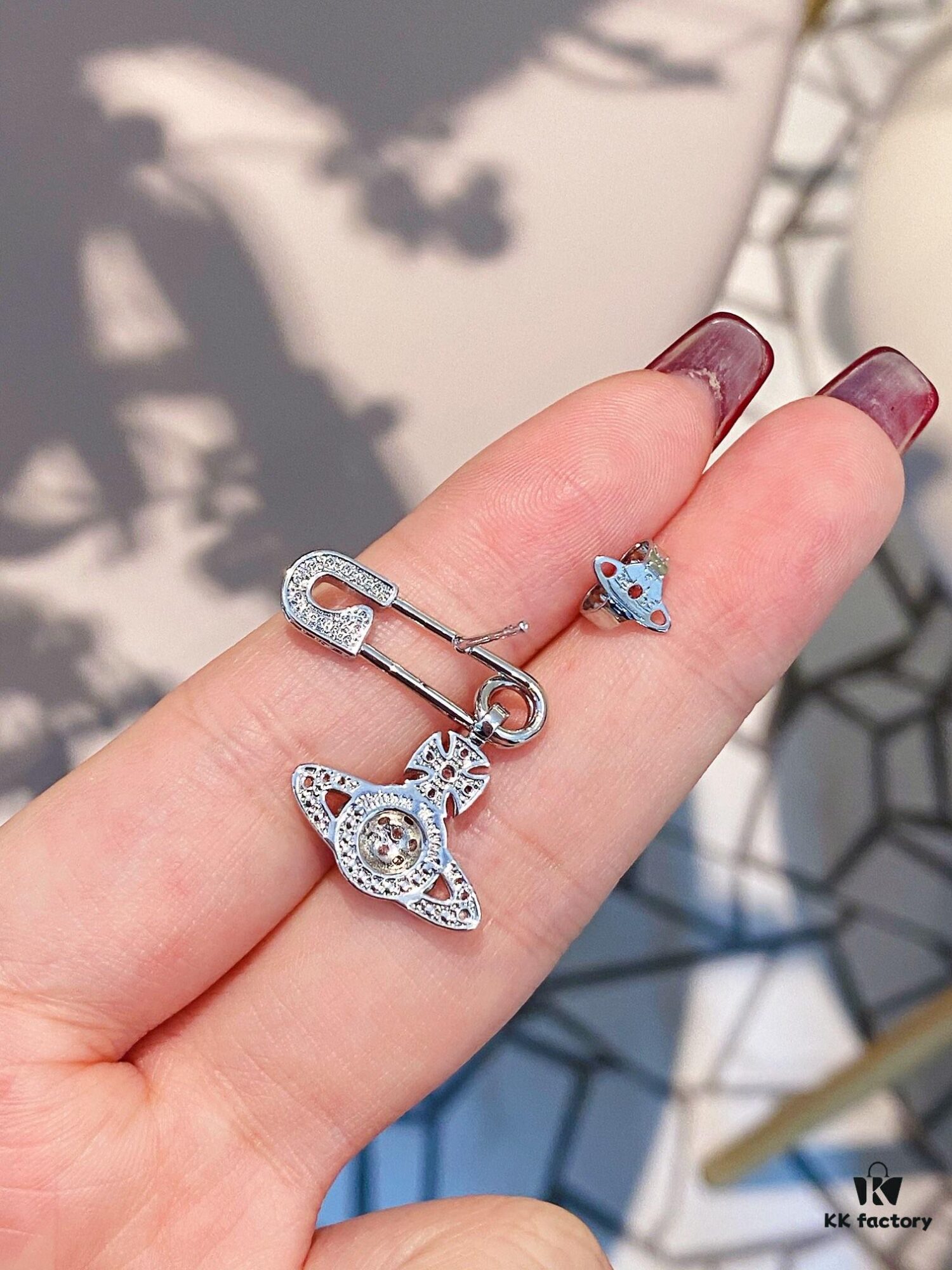 Vivian New Arrival Saturn Stud Earrings with Pin Design