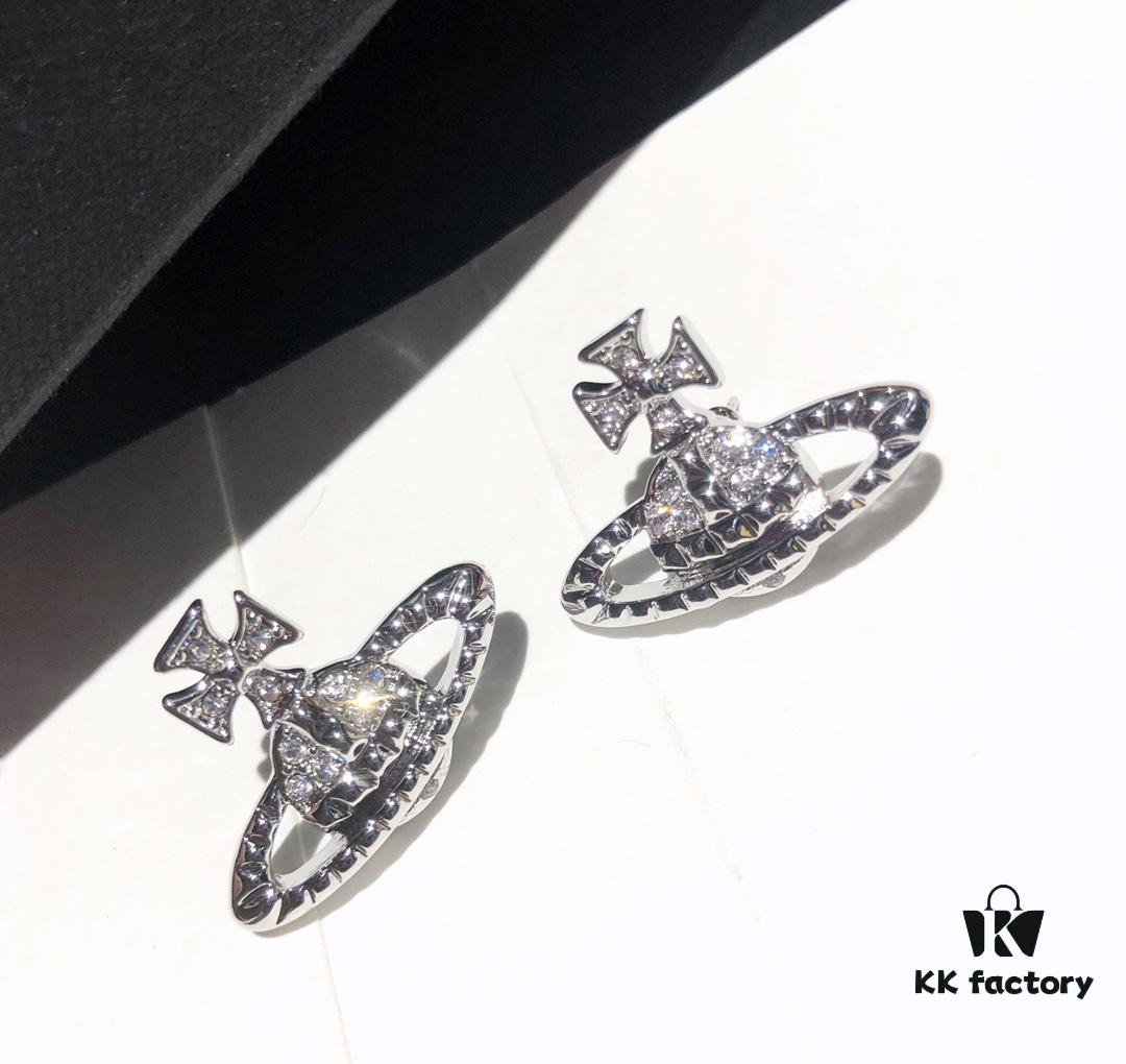 Vivienne Westwood Saturn Planet Set Crown Earrings and Necklace, Celebrity Style, Custom Diamond-Inlaid Saturn Design, Fashion Trendsetter