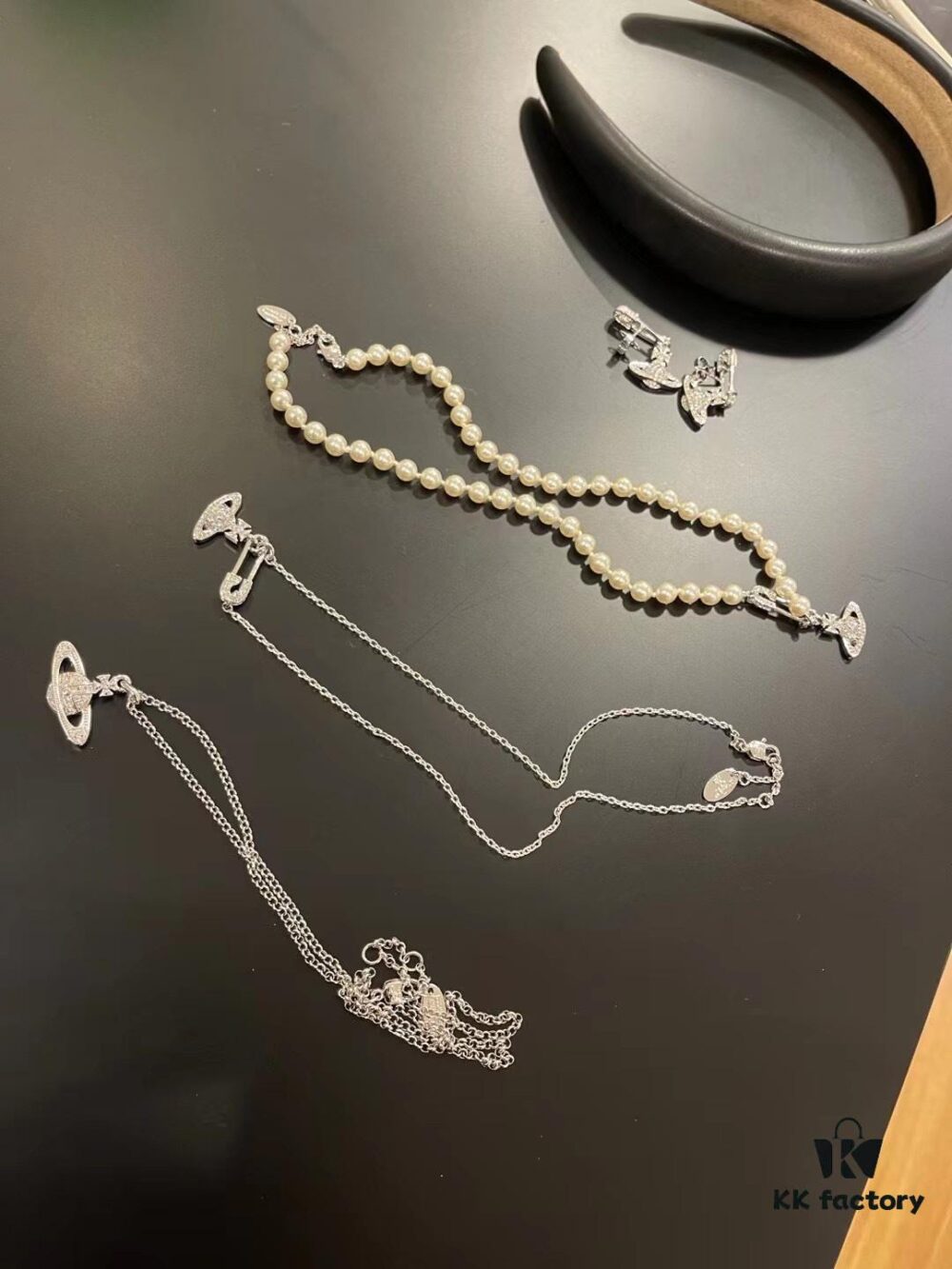 Queen of the West's Accessories!!!