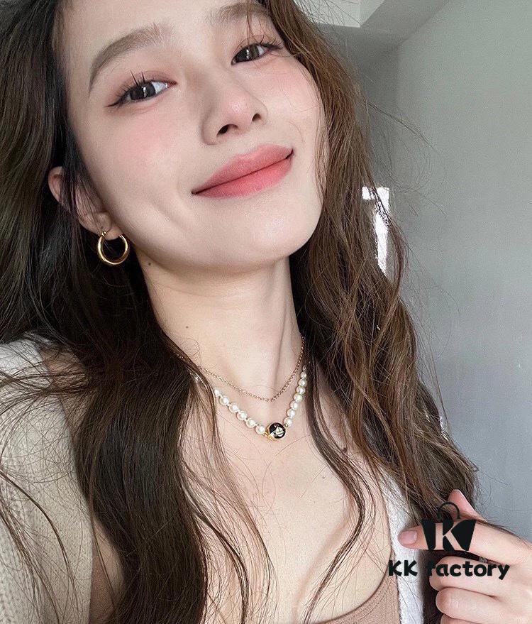 Lisa Celebrity Same Style Saturn Series Jewelry, Wearing It Makes You More Beautiful and Lucky