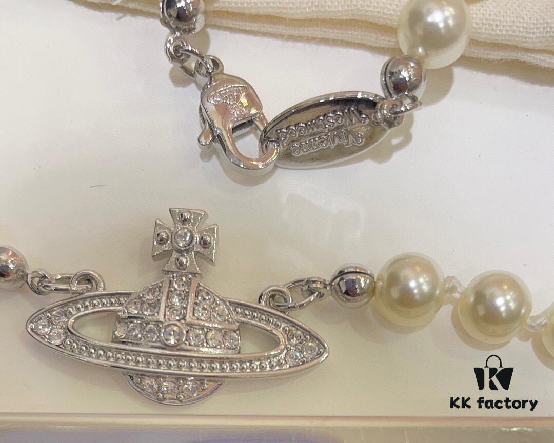 Fashionable Essential for Everyone ✨ Vivienne Westwood Saturn Pearl Necklace