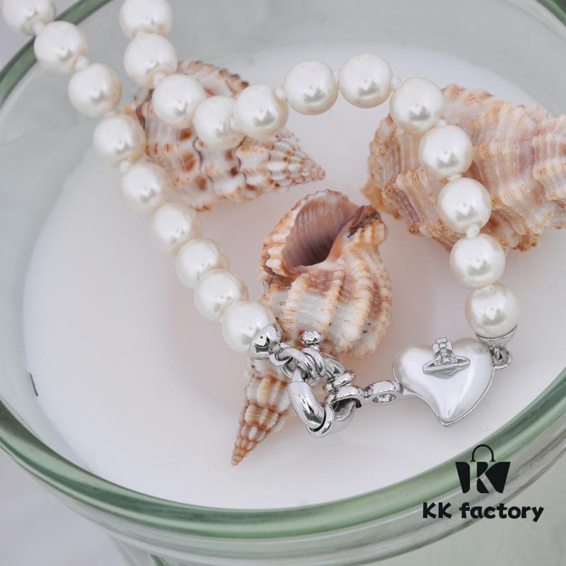 Vivienne Westwood Small Resin Heart Pearl Necklace - Silver