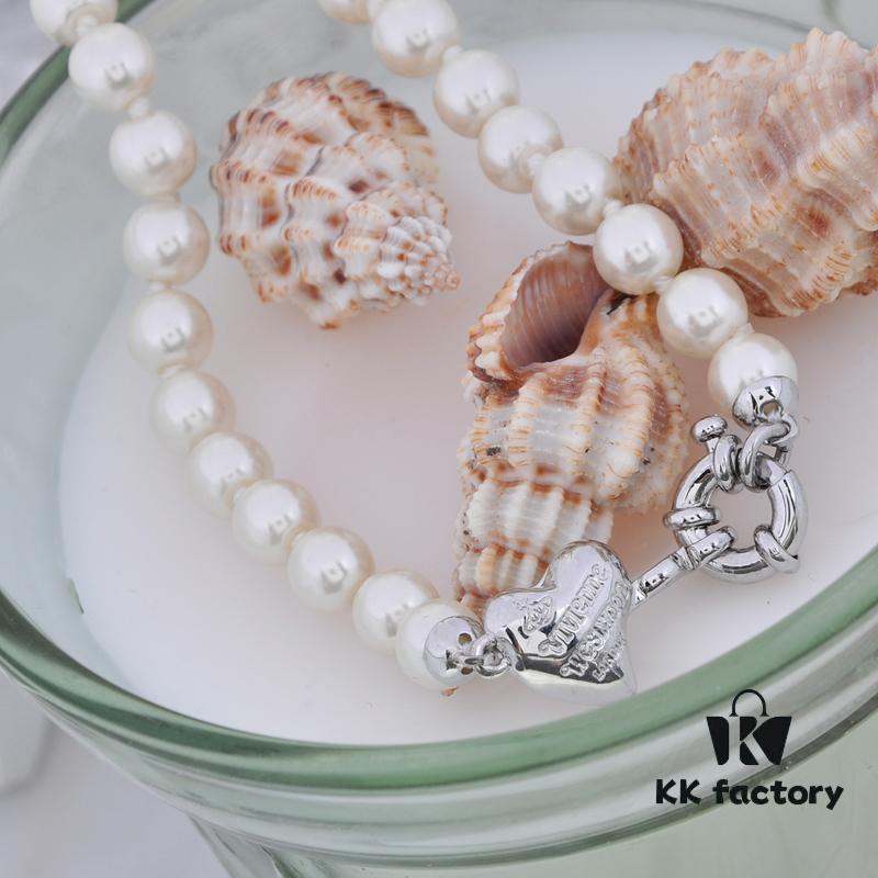 Vivienne Westwood Small Resin Heart Pearl Necklace - Silver