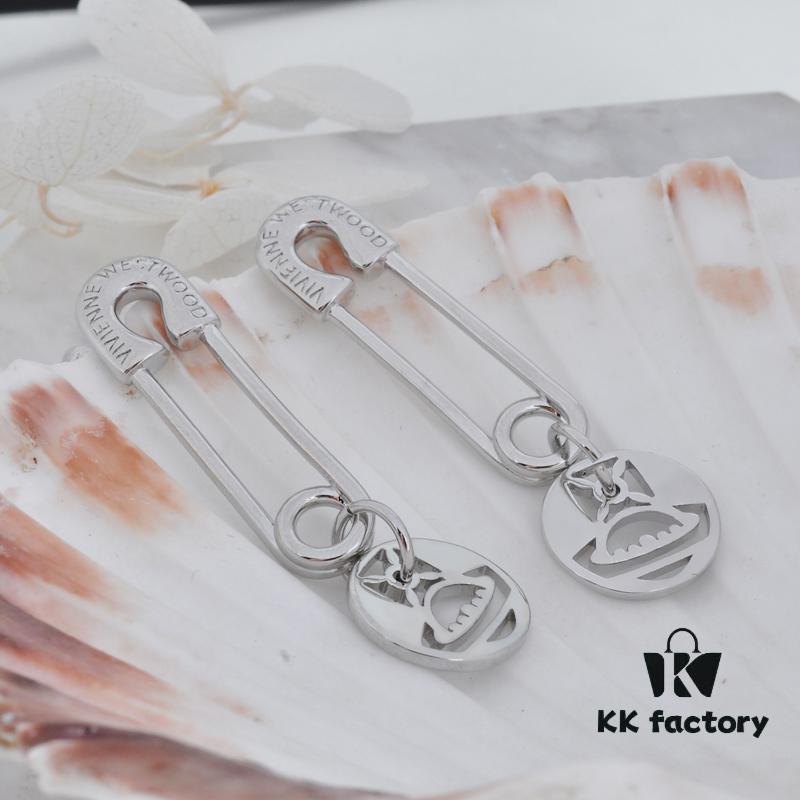 West Queen Wire Cut Round Pendant - Pin Earrings in Silver