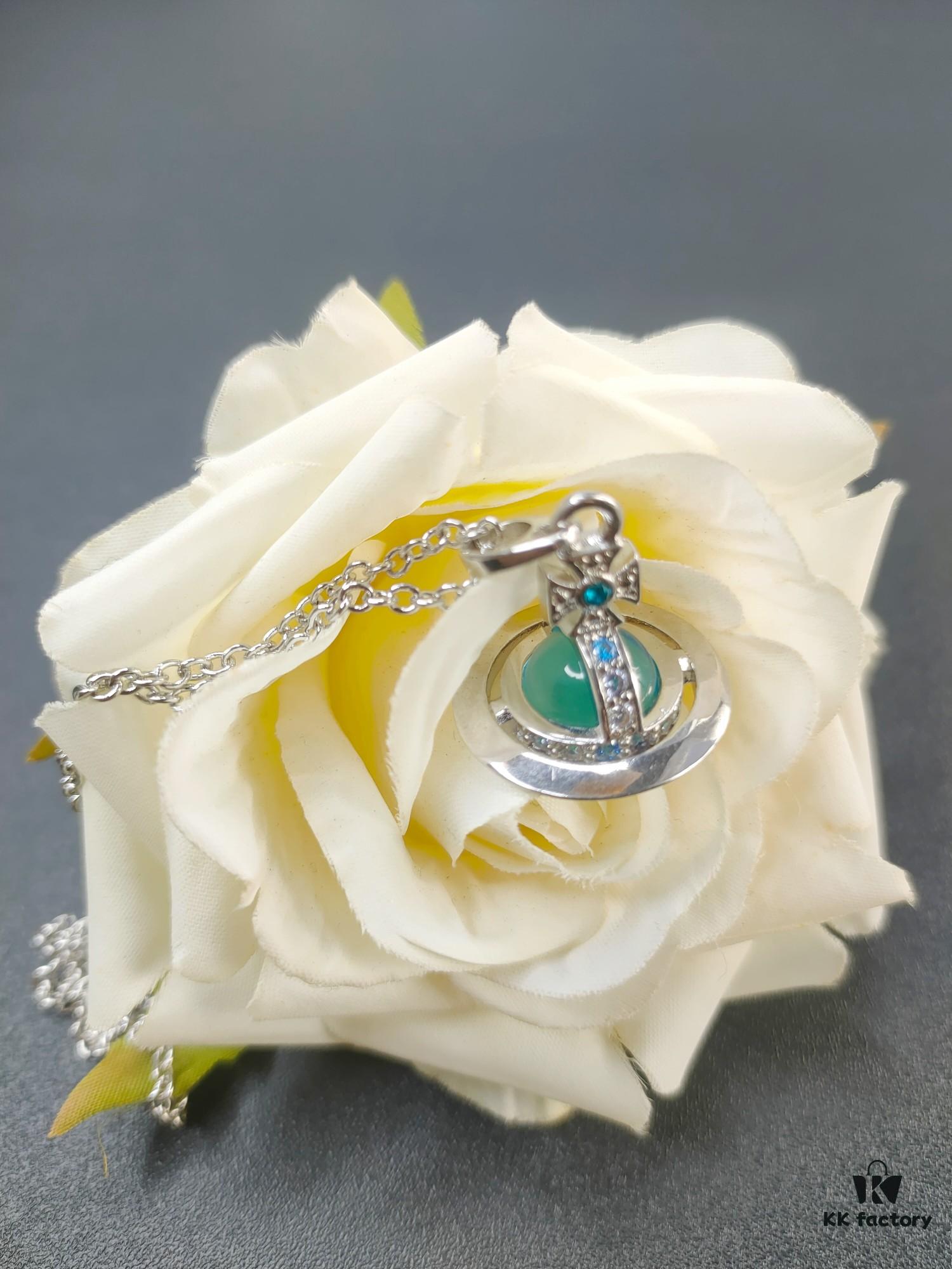 West Queen Earth Planet Series