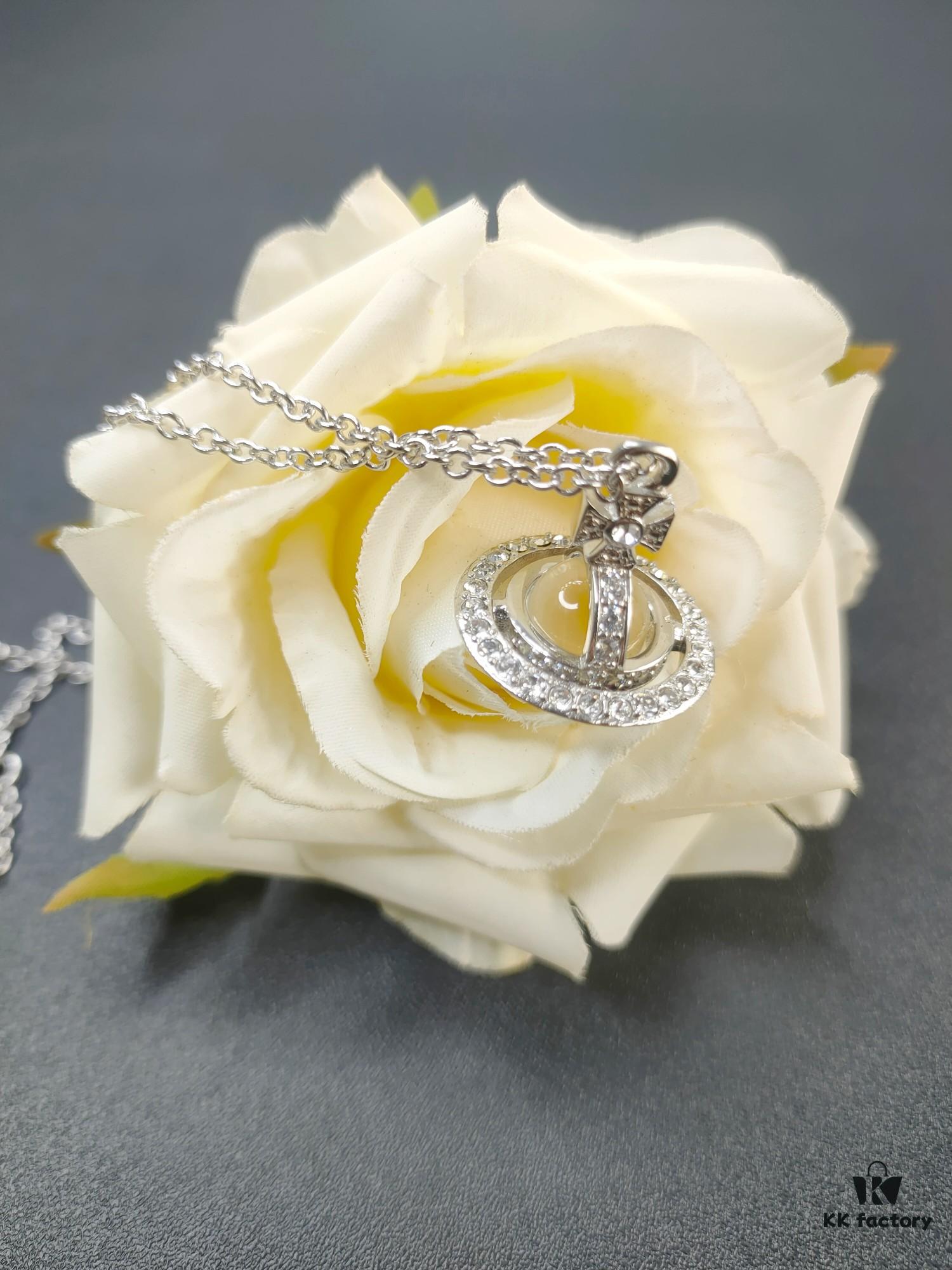 West Queen Earth Planet Series