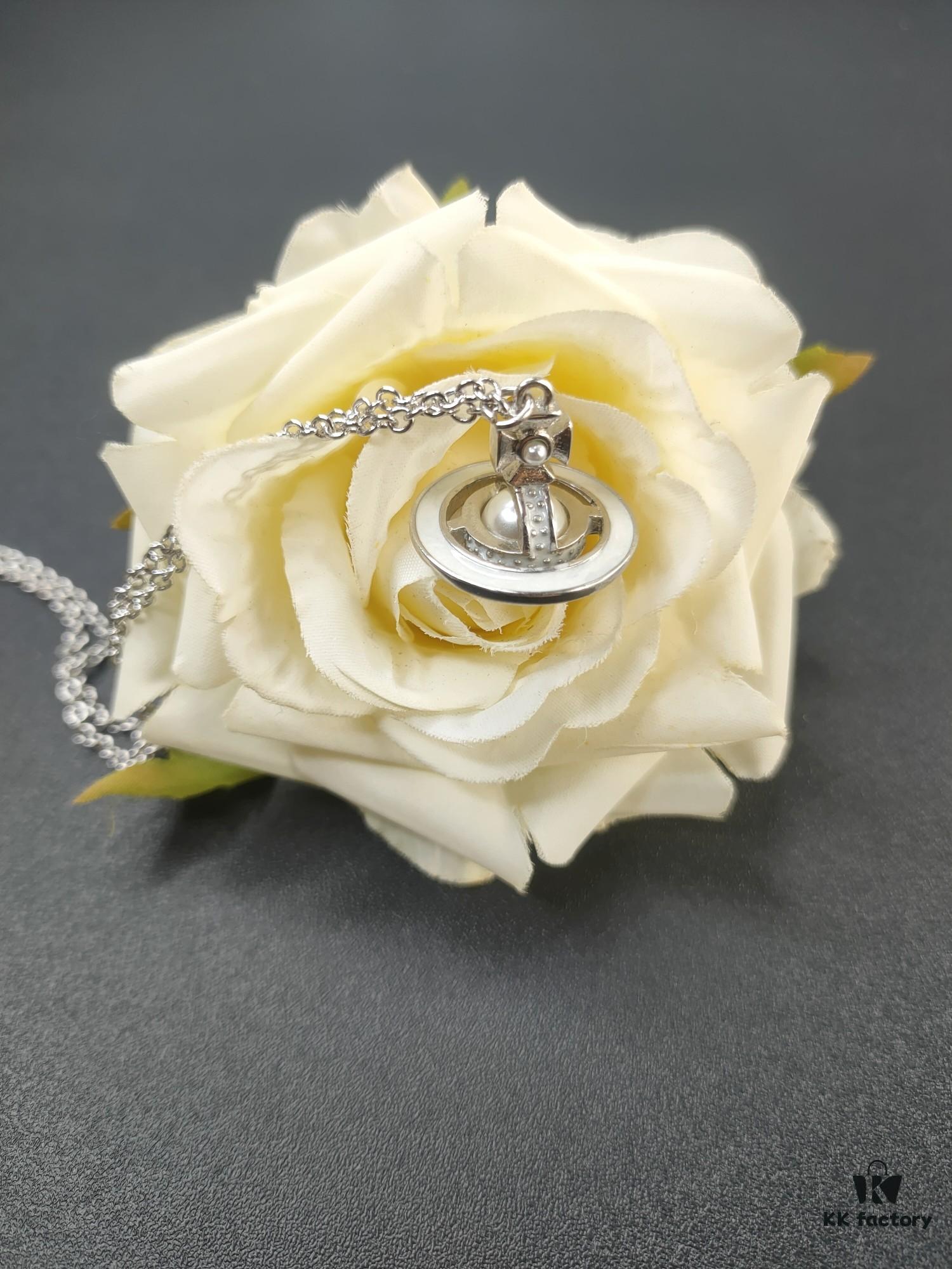 West Queen Earth Planet Series