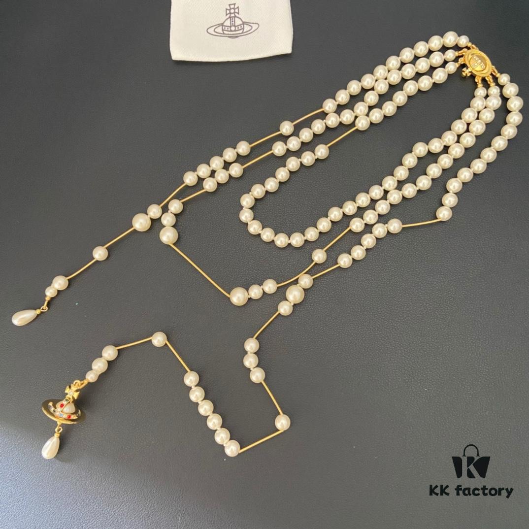 West Grandma Irregular 3D Saturn Necklace