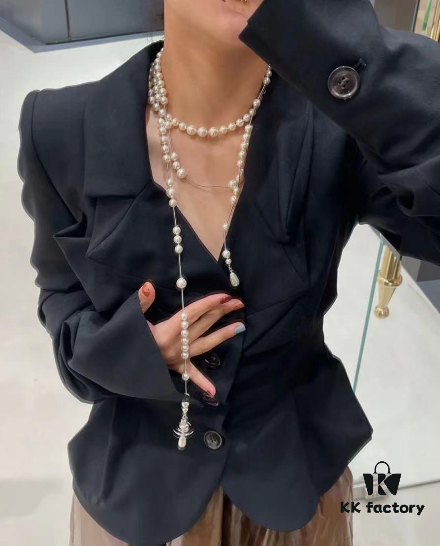 West Grandma Irregular 3D Saturn Necklace