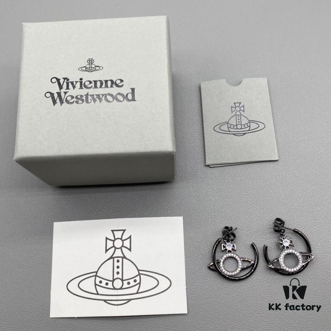 Vivienne Westwood Saturn Necklace