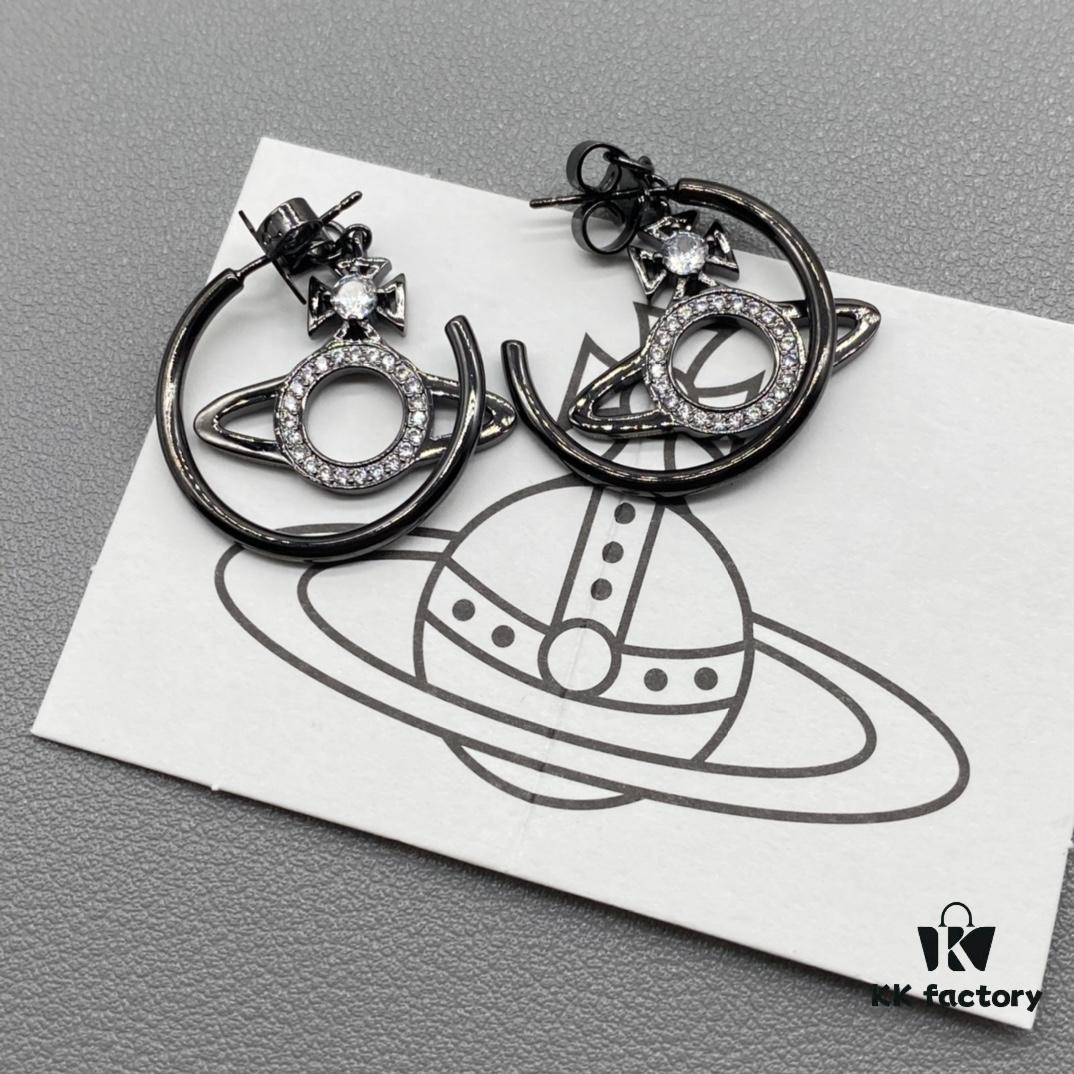 Vivienne Westwood Saturn Necklace