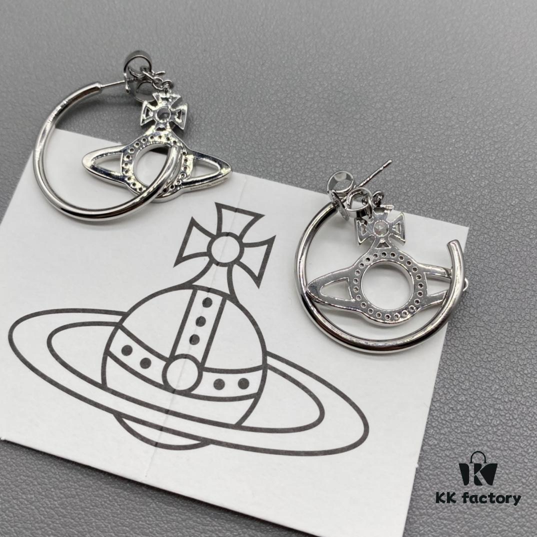 Vivienne Westwood Saturn Necklace