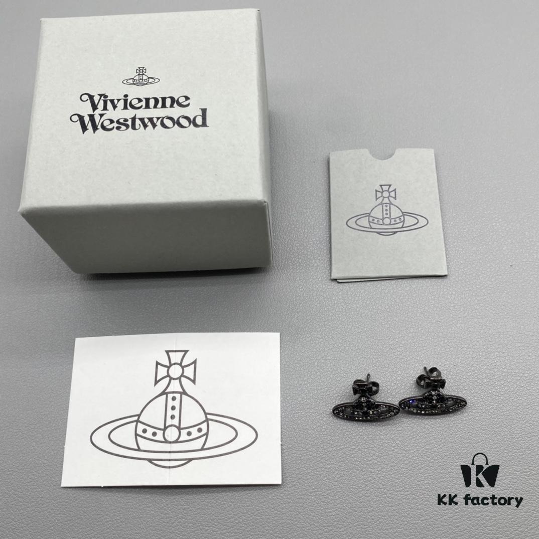 Vivienne Westwood Saturn Necklace