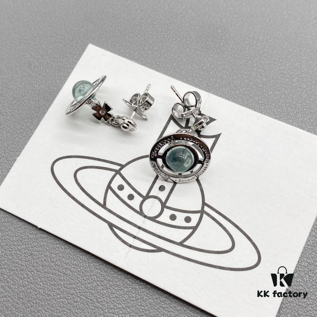 Vivienne Westwood Saturn Necklace