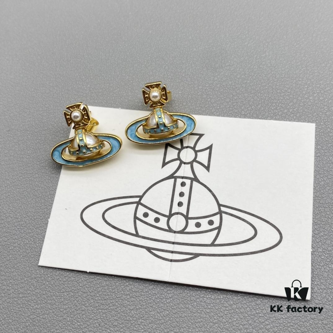 Vivienne Westwood Saturn Necklace