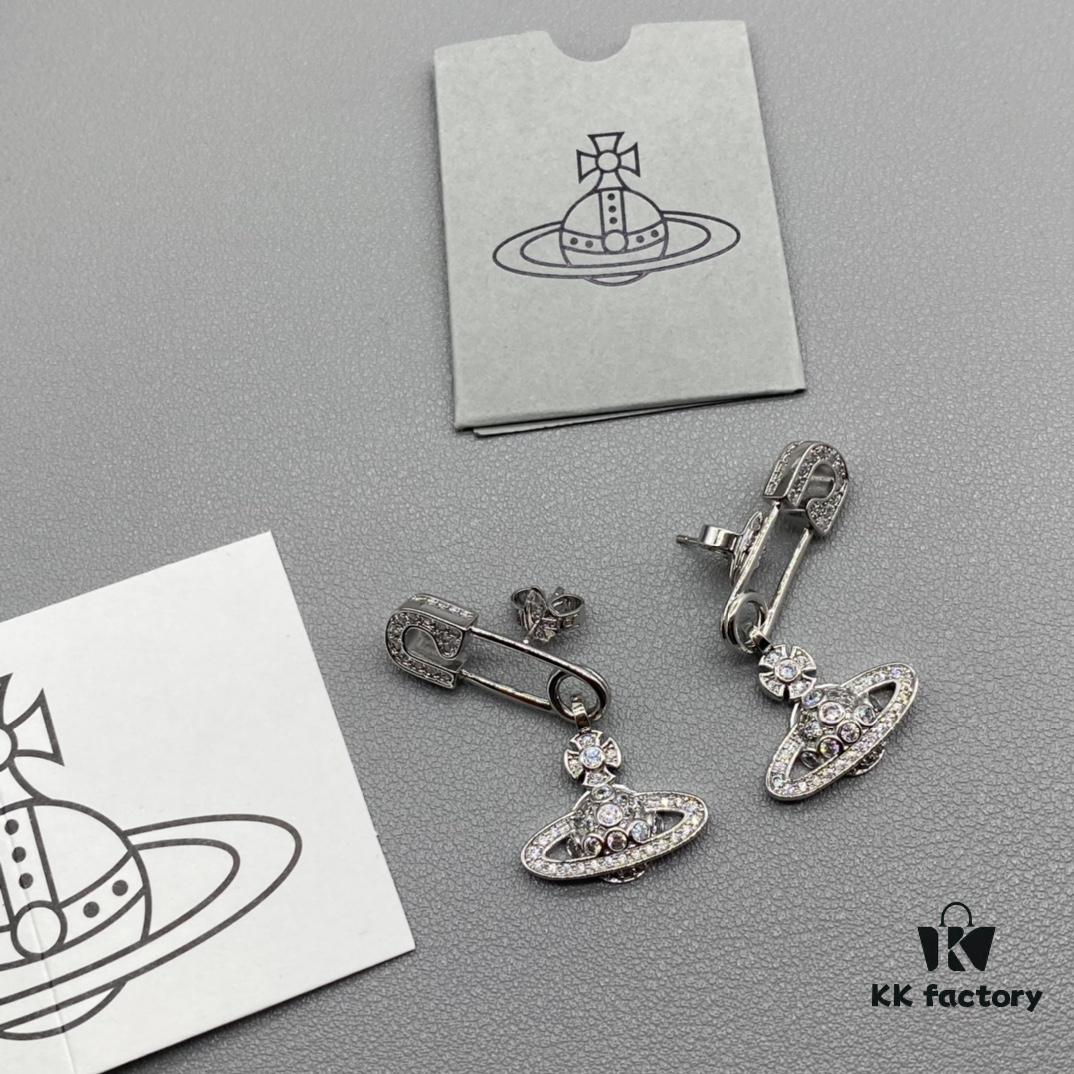 Vivienne Westwood Saturn Necklace