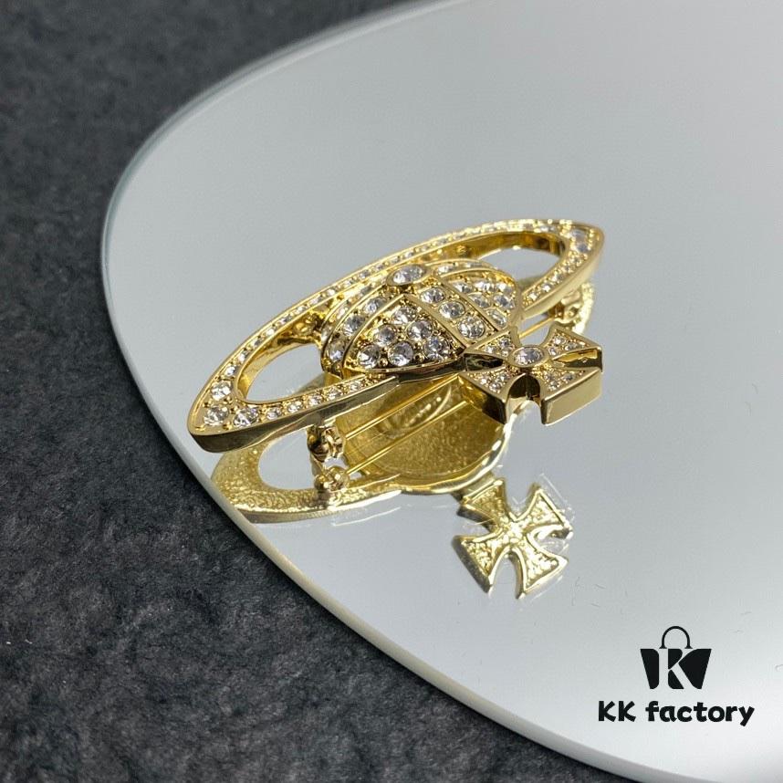 West Grandma Saturn Brooch