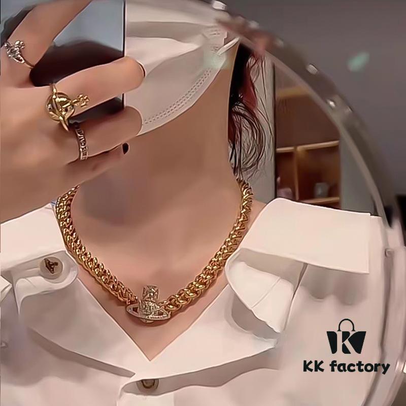 West Queen Full Diamond Magnetic Single-Layer P-Corner Chain Necklace - Gold