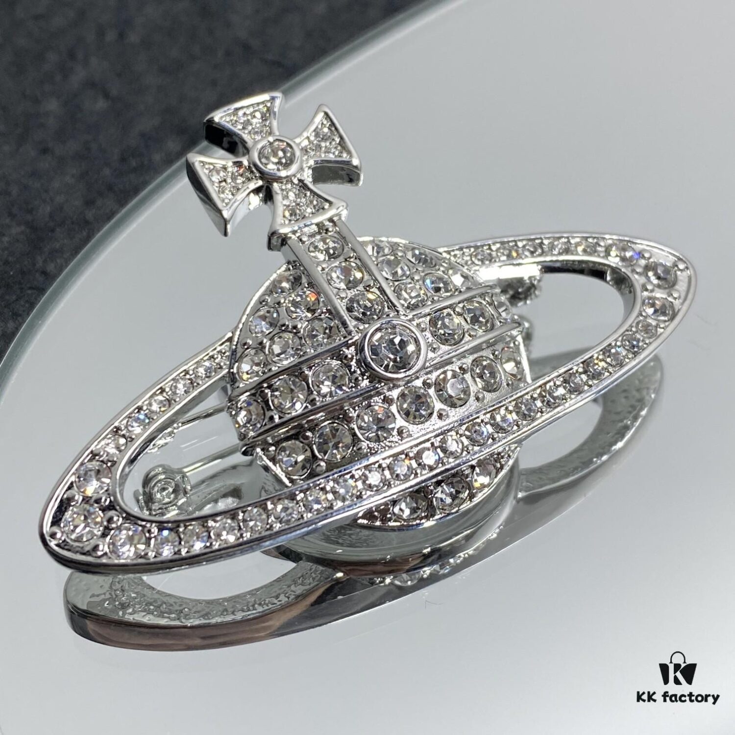 West Queen Saturn Brooch