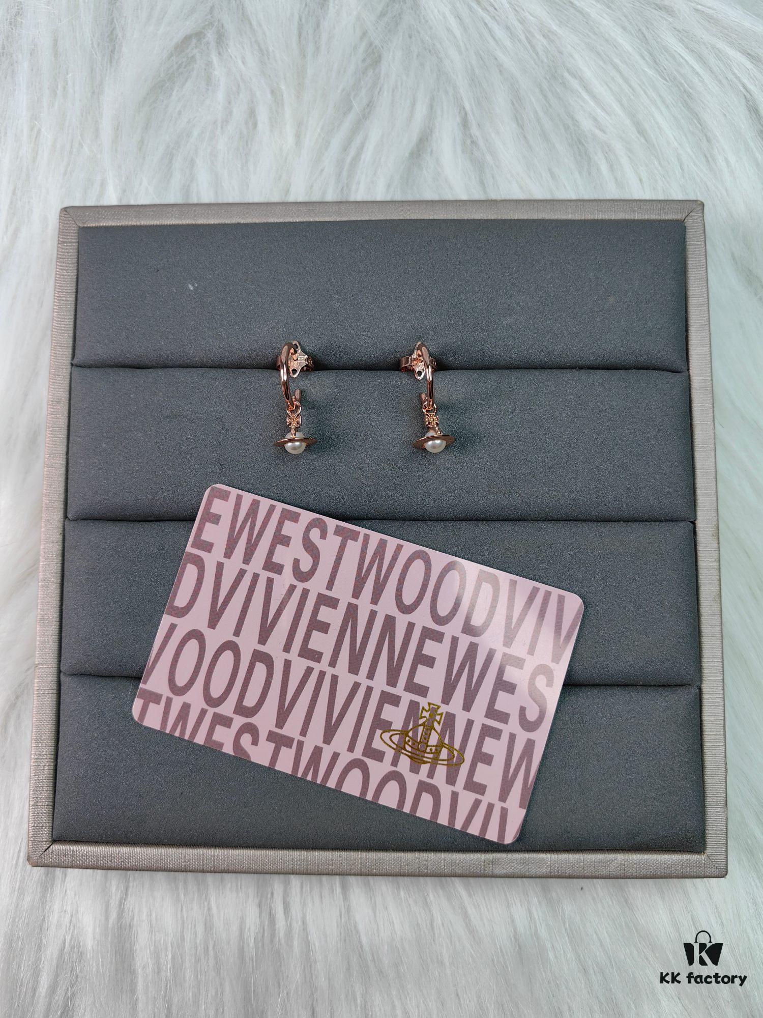 West Queen Mini Pearl Earrings