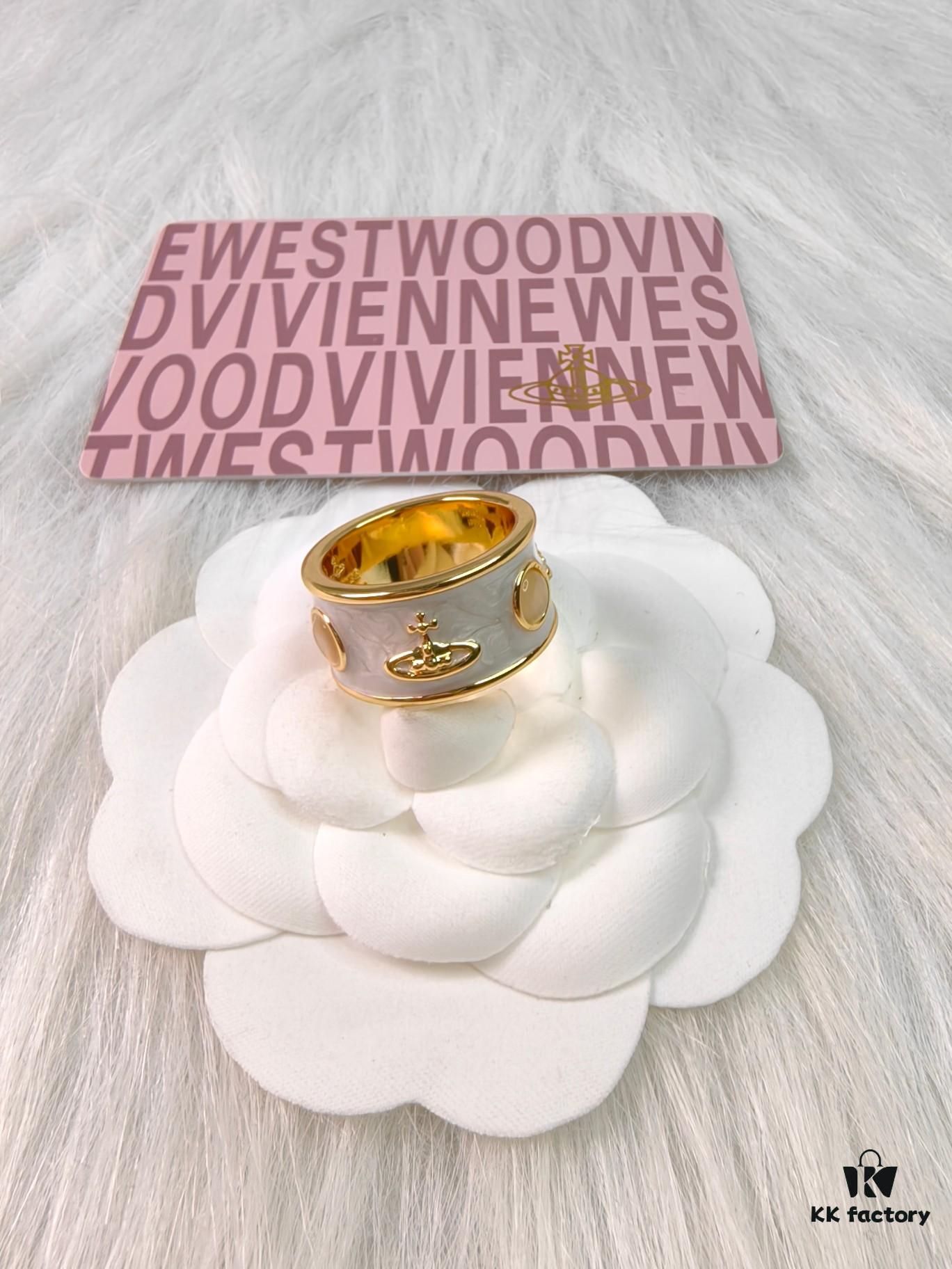 West Queen Resin Ring, Sizes 6, 7, 8