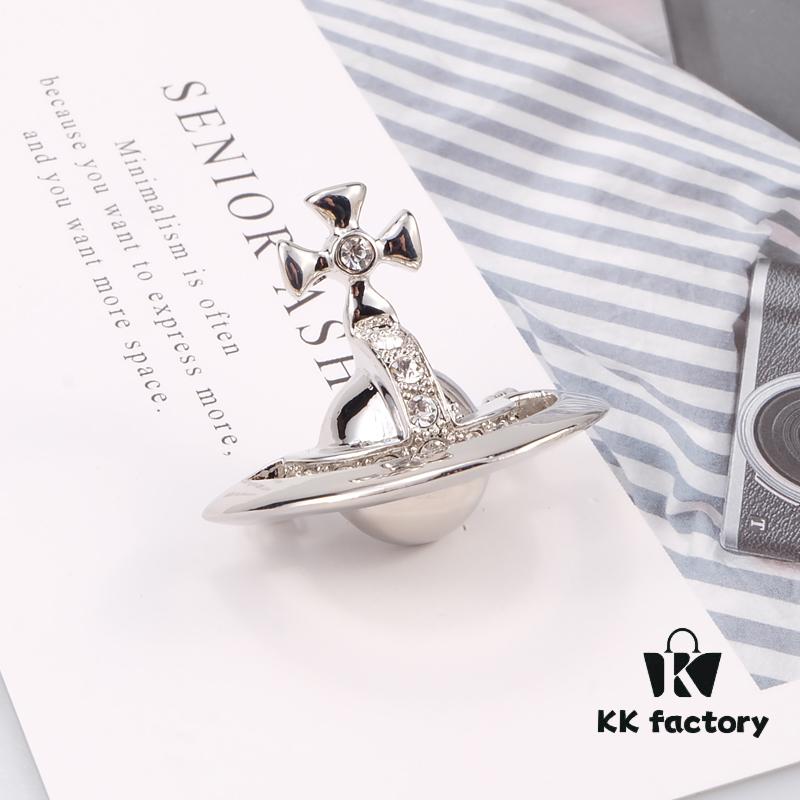 Vivienne Westwood Saturn 3D Brooch