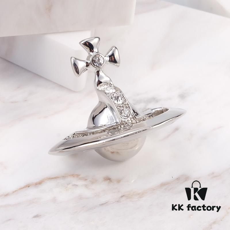 Vivienne Westwood Saturn 3D Brooch