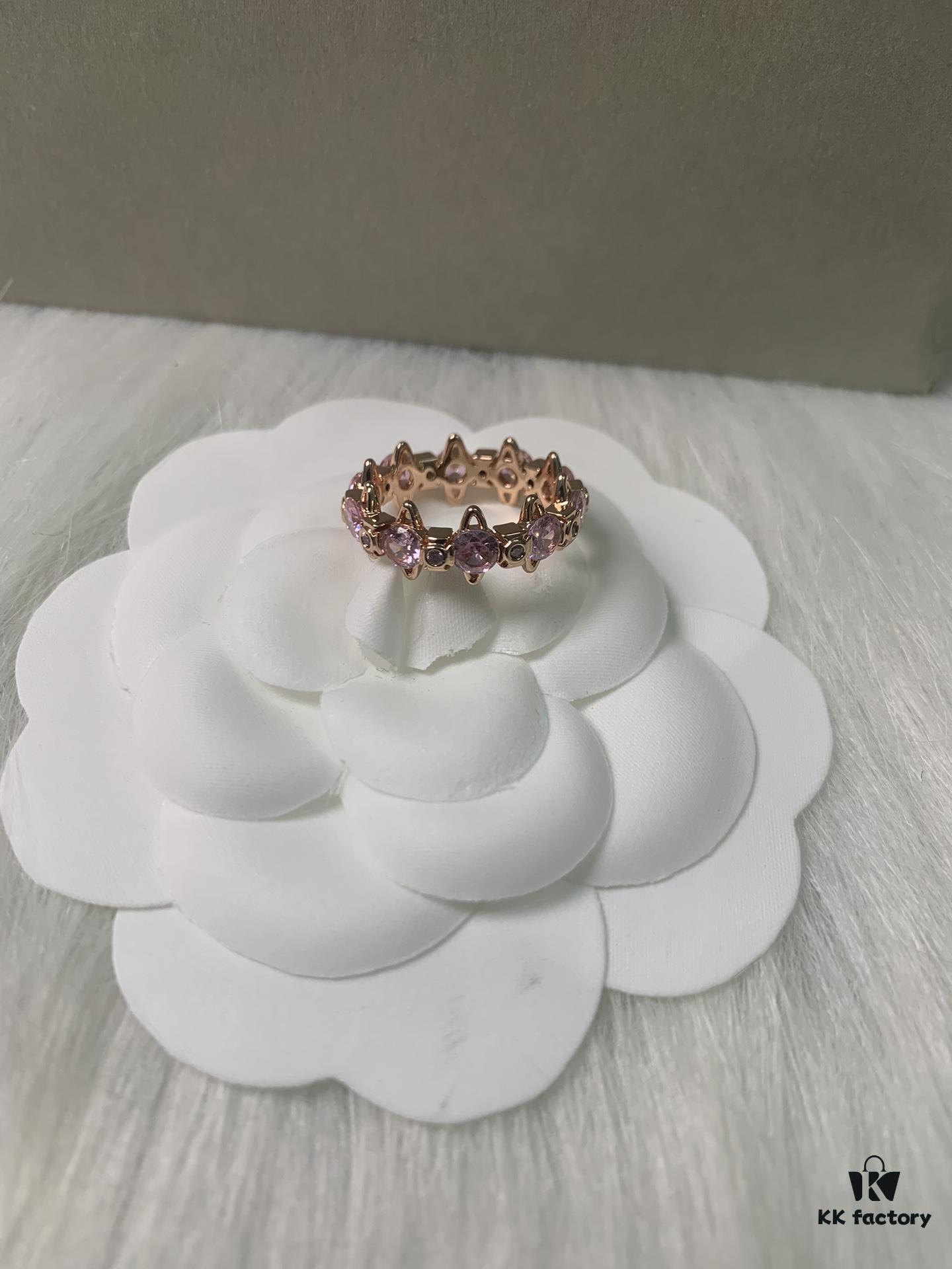 West Queen Saturn Ring Set in Black and White Gold with White Diamonds, Rose Gold with Pink Diamonds