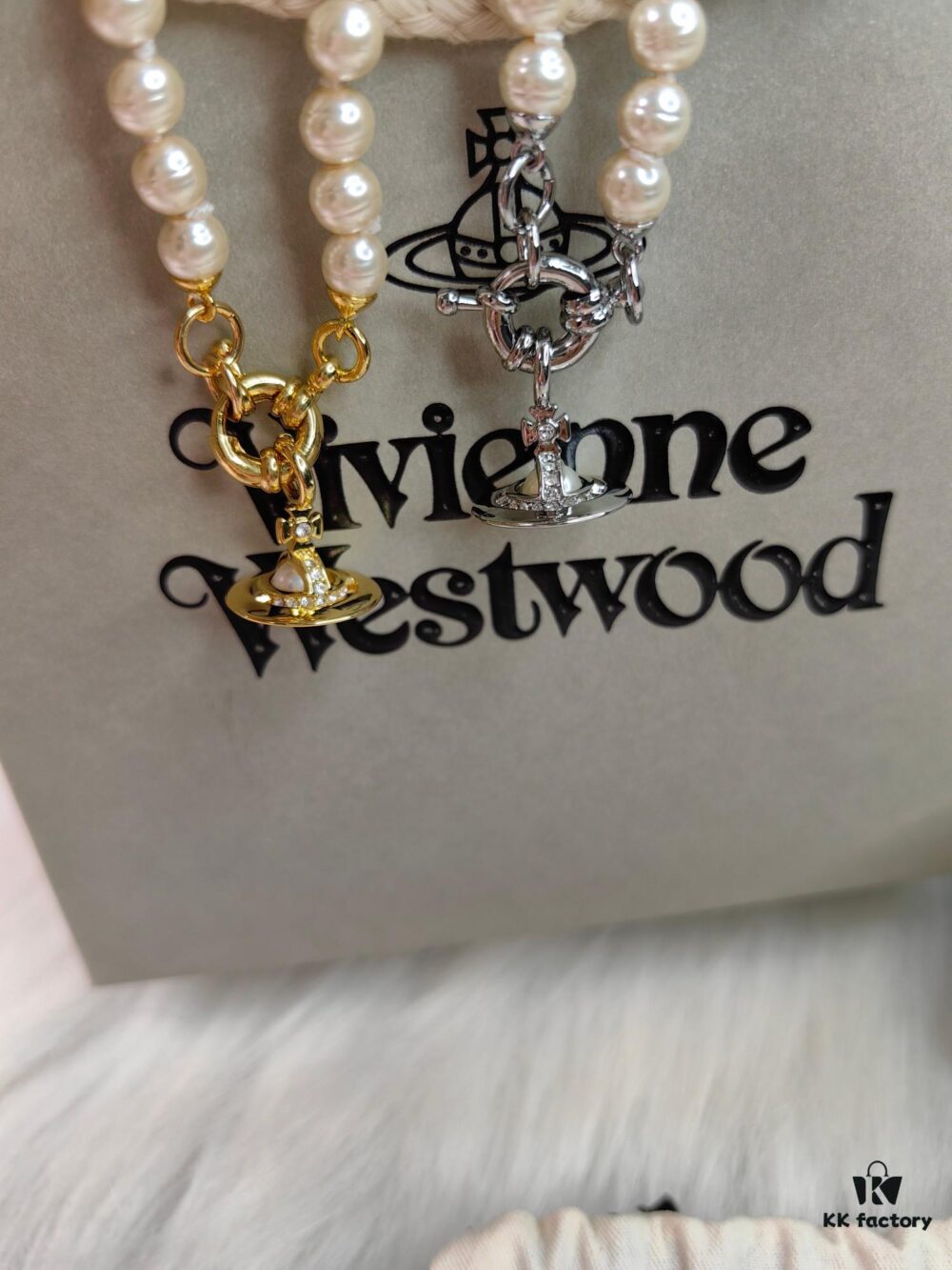 Baroque Pearl Bracelet by West Queen