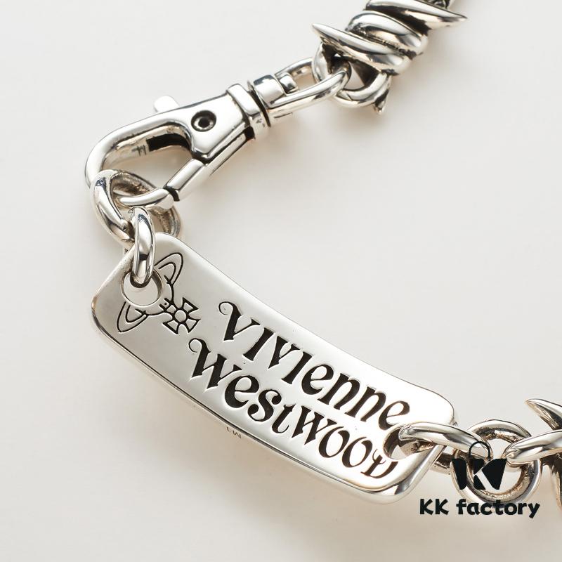 Vivienne Westwood Distinctive Letter Pendant Necklace - Short Style