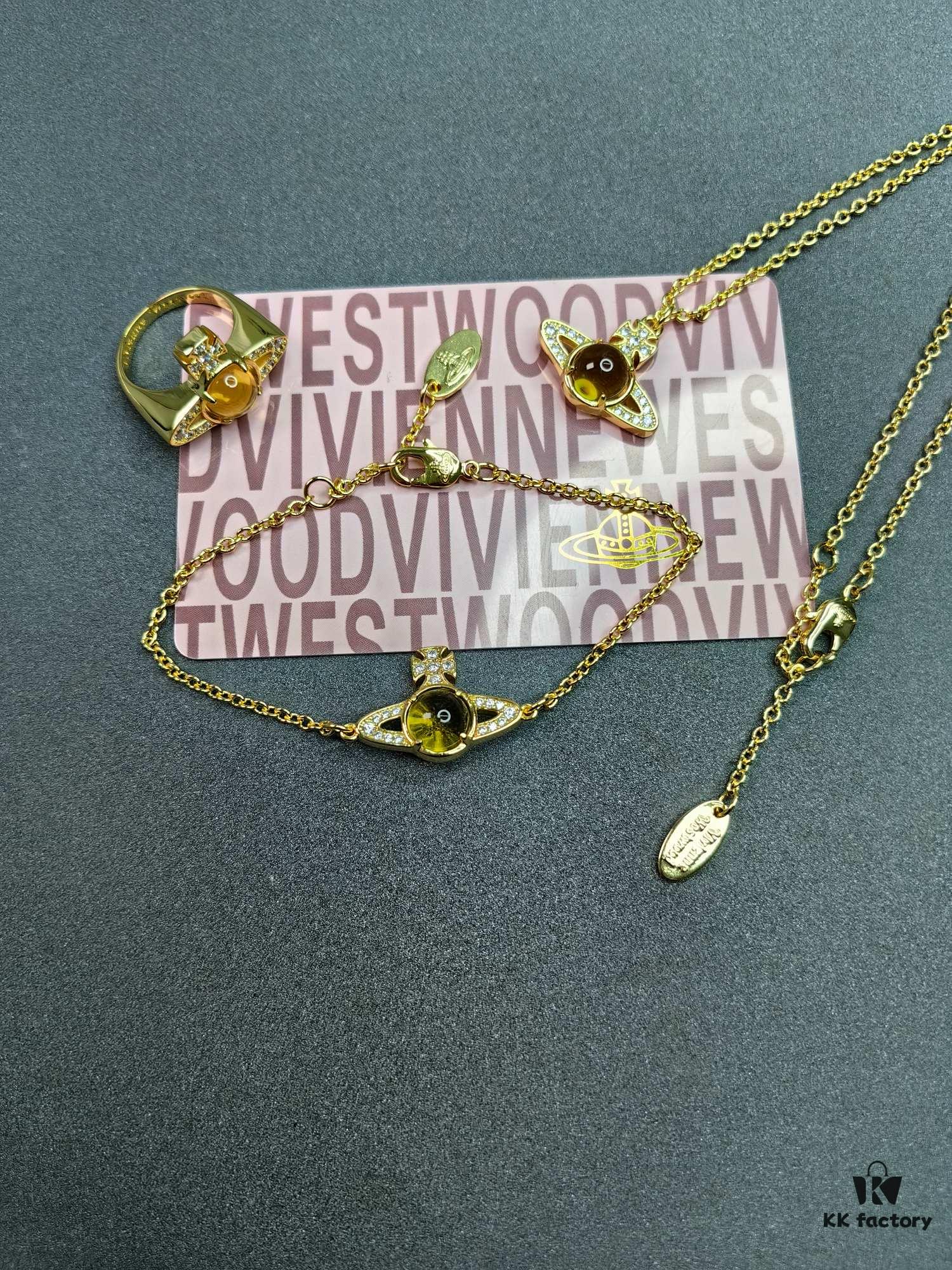 West Queen Rotating Bead Gold-colored Set