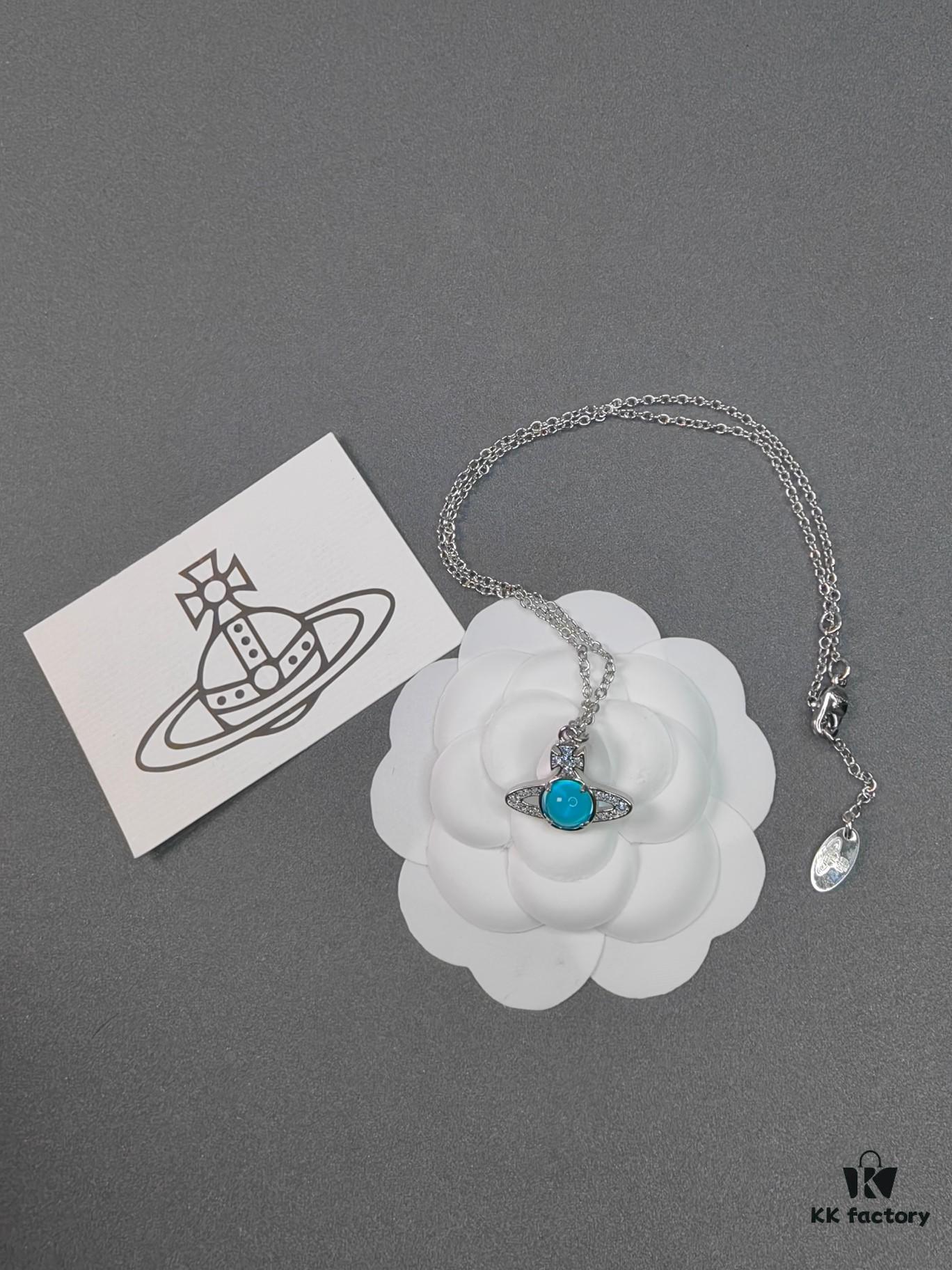 West Dame Rotating Bead Blue and White Gold Set