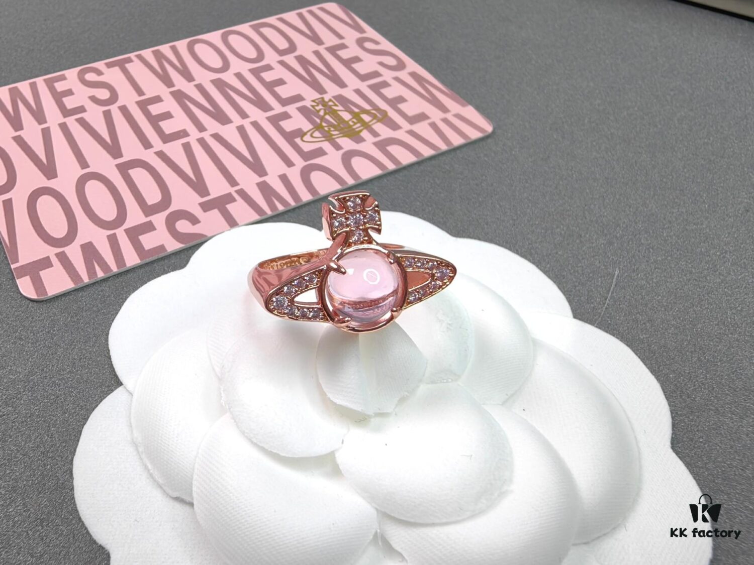 Vivienne Westwood Pearl Pink Gold Set, Necklace Bracelet Ring