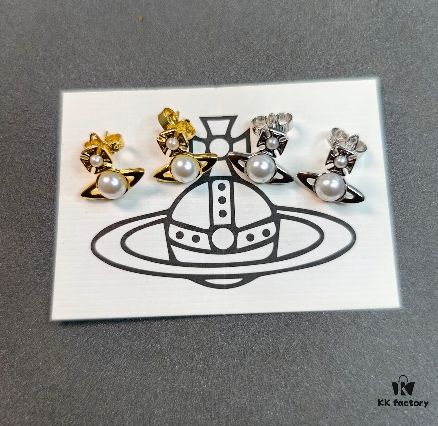 West Queen Half-Pearl Necklace, Bracelet, and Stud Earrings in White Gold and Yellow Gold Two-Tone