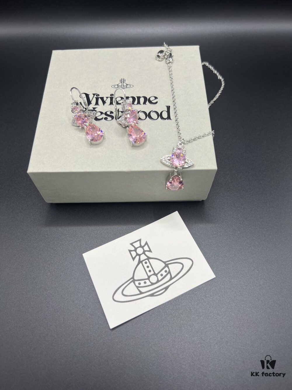 West Queen Fan Water Drop Zircon Necklace and Earrings Set in White Gold Color