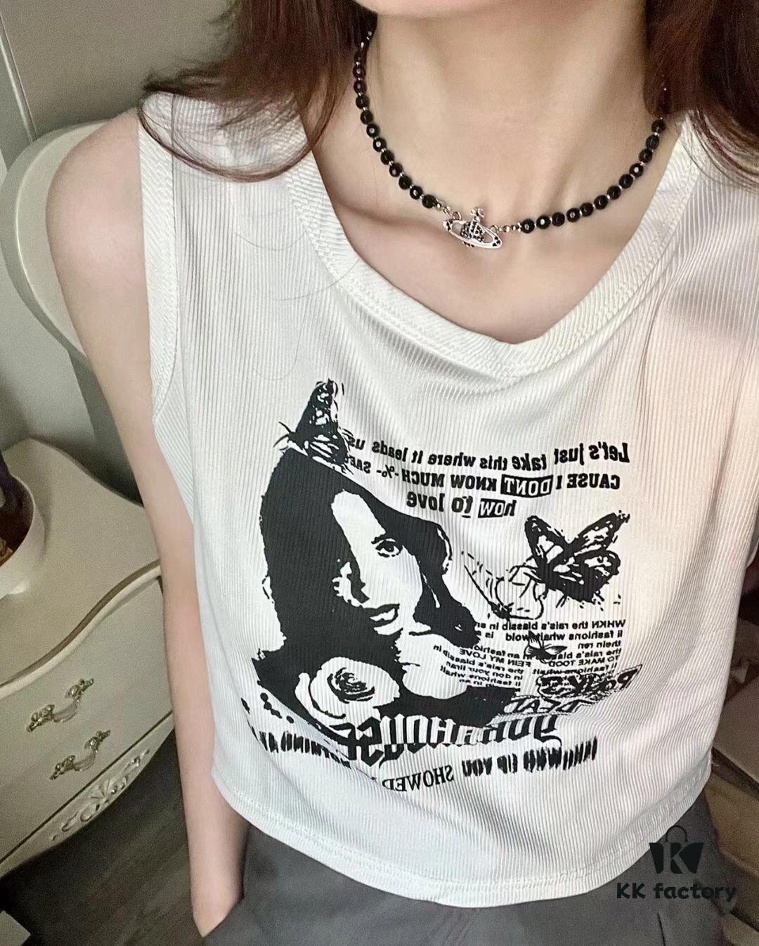 West Grandma Black Pearl Saturn Necklace