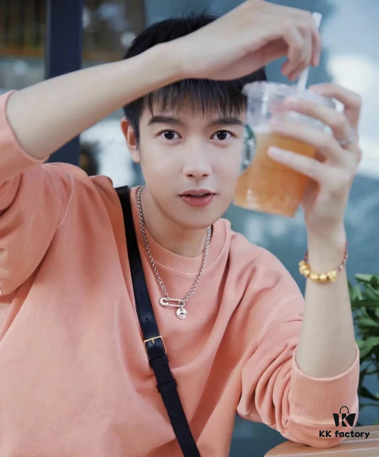 Vivienne Westwood Large Safety Pin Necklace