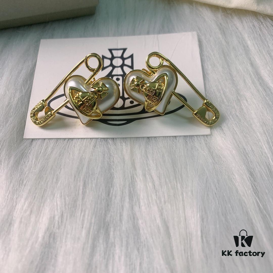 West Grandma Beimu Love Pin Stud Earrings